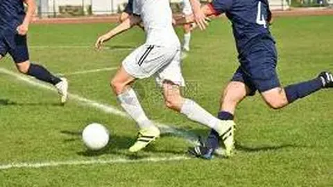 十堰“堰超”初战：欢乐足球之旅持续开展